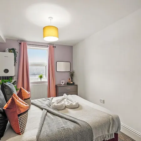 Duplex Penthouse - Private Rooftop - Sleeps 6